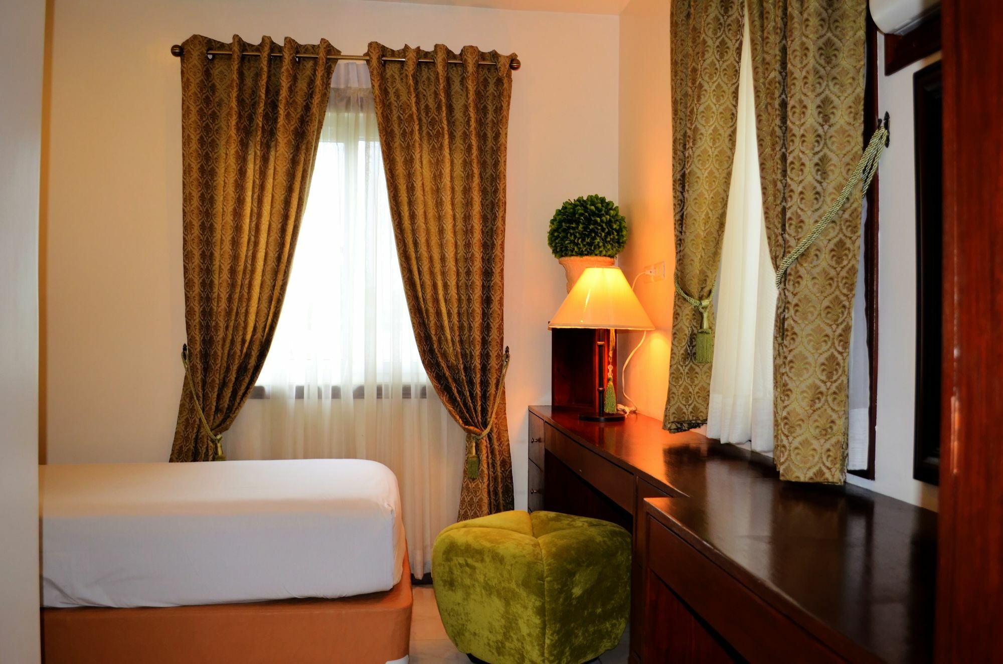 Grand Isabella Residences Cebu Esterno foto